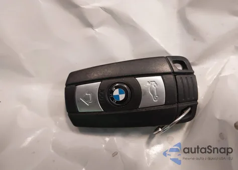 2007 BMW 328Xi z USA, uszkodzony, nr VIN WBAVT73597FZ36426